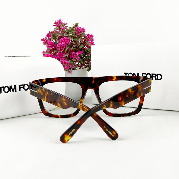 TOMFORD EYEWEAR